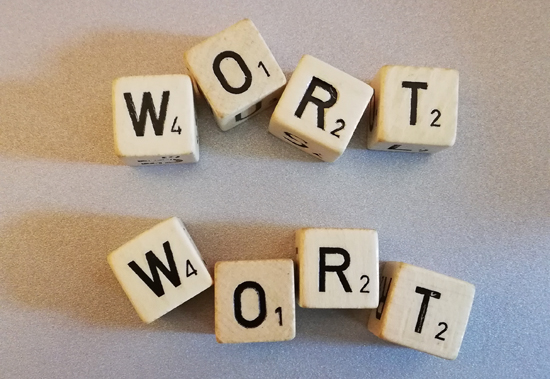 Würfel mit Buchstaben